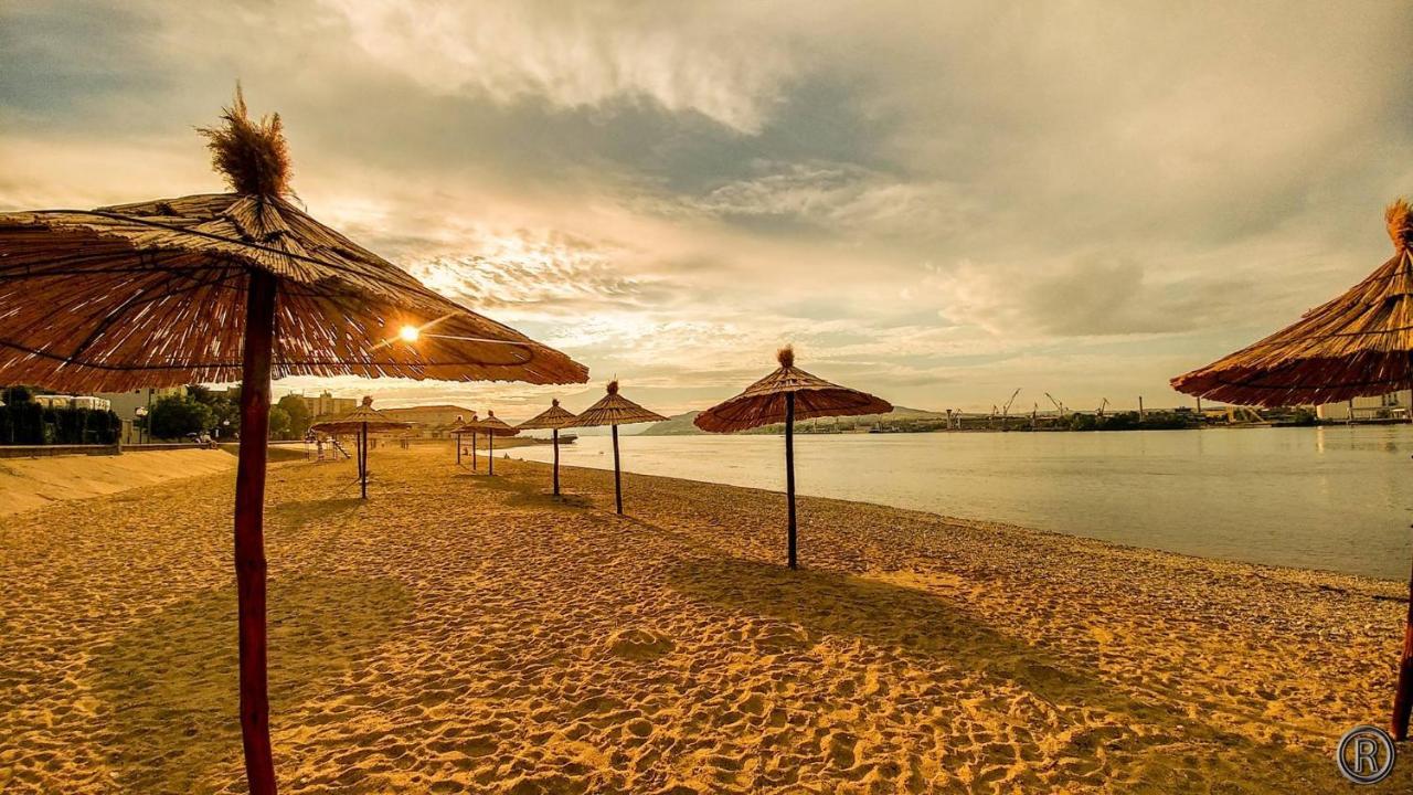 Apartment Plaza คลาโดโว ภายนอก รูปภาพ
